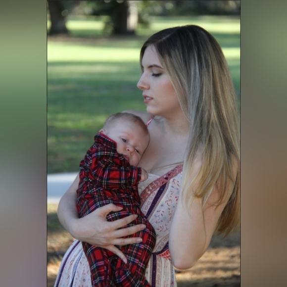 Meet your Posher, Megan - Picture 2 of 3